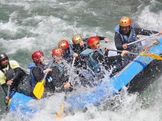 Let's join forces and overcome the rapids!! イメージ