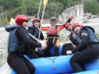 Let's get excited about Minakami rafting! You can play with groups or family members!(^^♪