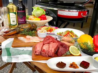 グランピングはフルコースのディナー食材(^^♪
豪華ステーキBBQ♪ イメージ